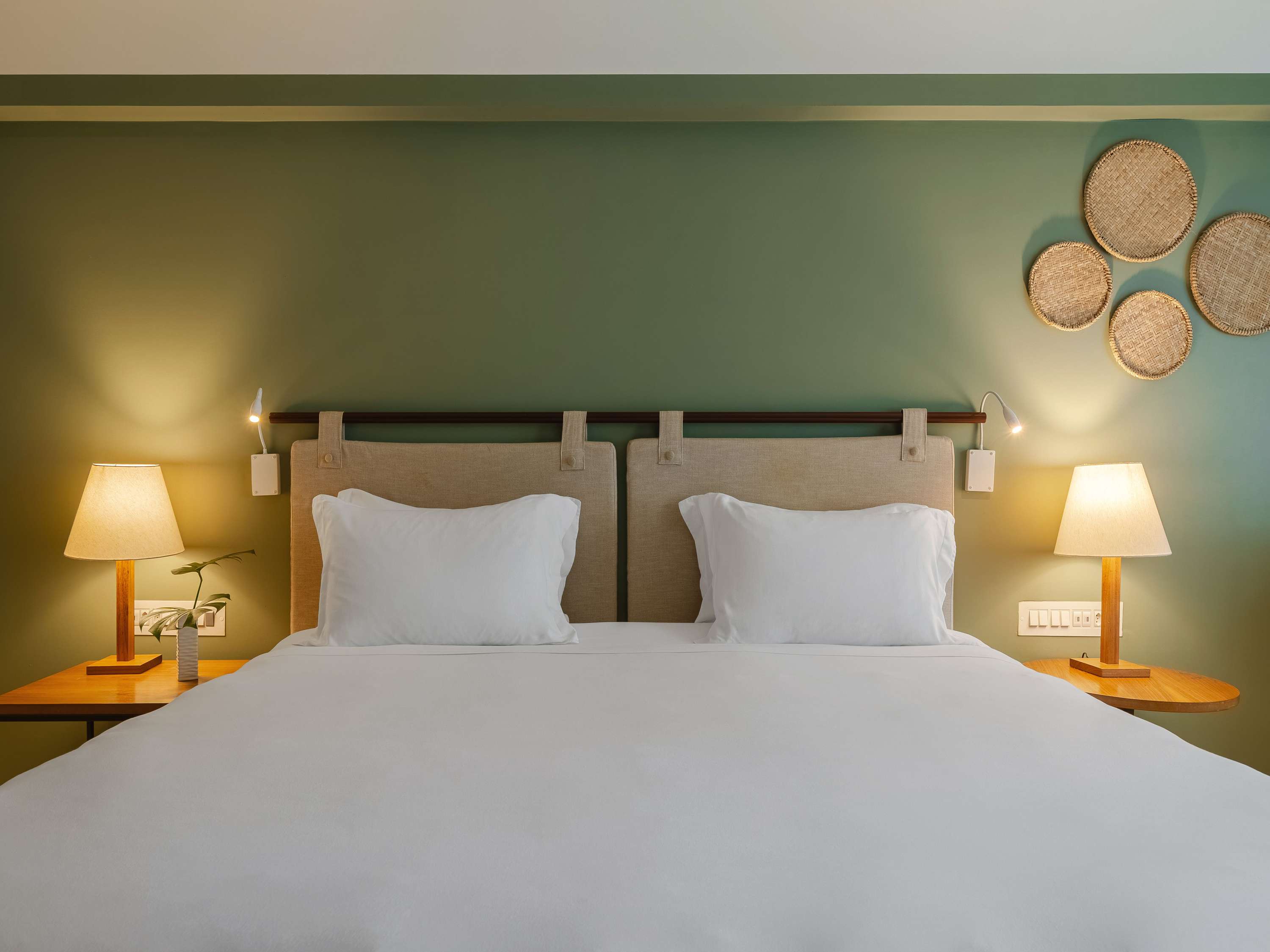 Chambre Supérieure accessible avec 1 lit king size. — photo 2