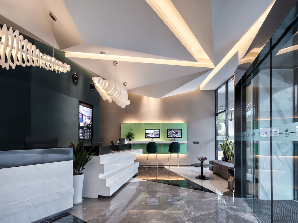 ibis Styles Nanjing South Railway Station North Square Hotel - Image 2