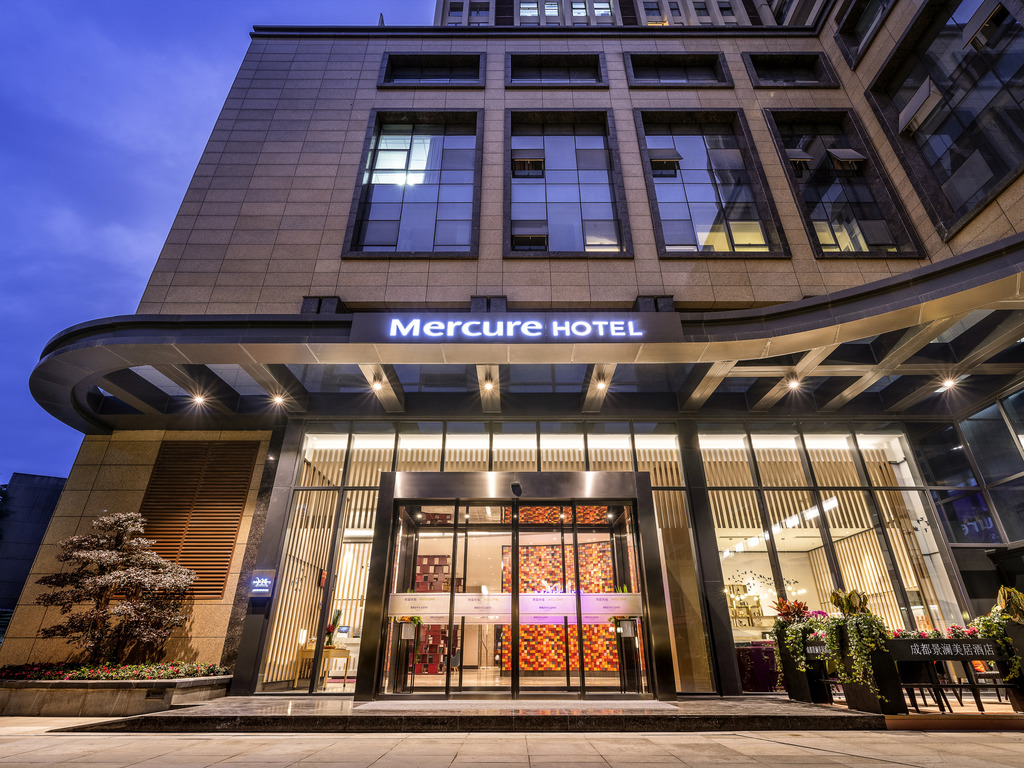 Mercure Chengdu Huapaifang - Image 1