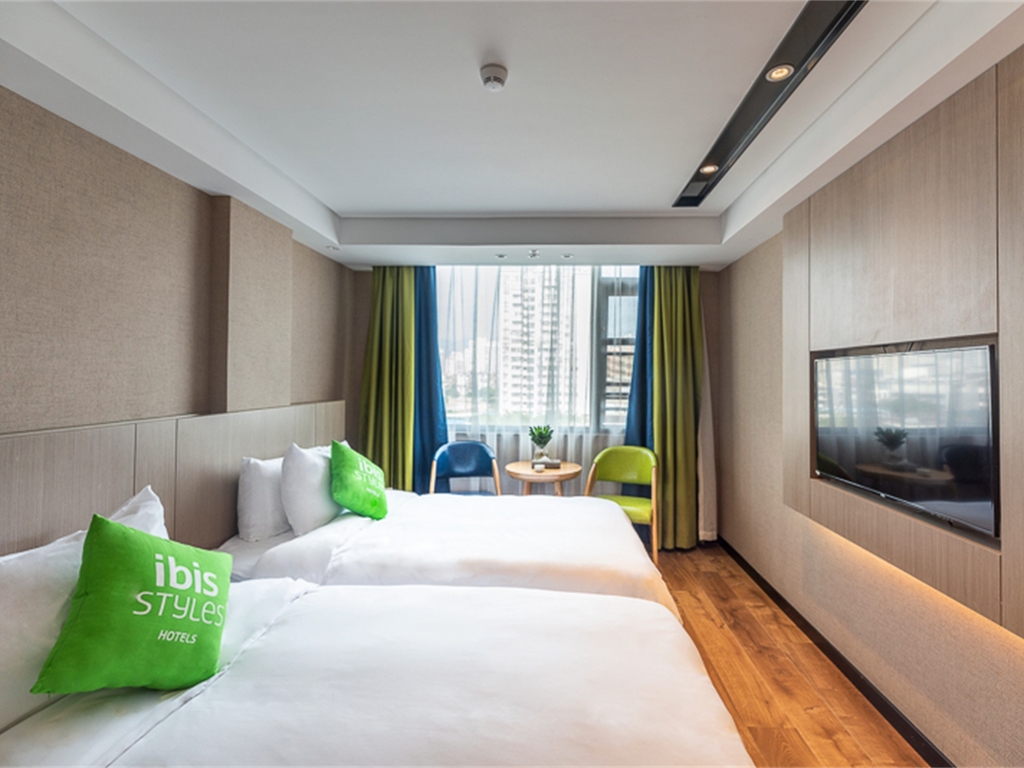 Ibis Styles Fuzhou Wuyi Square Hotel - Image 2