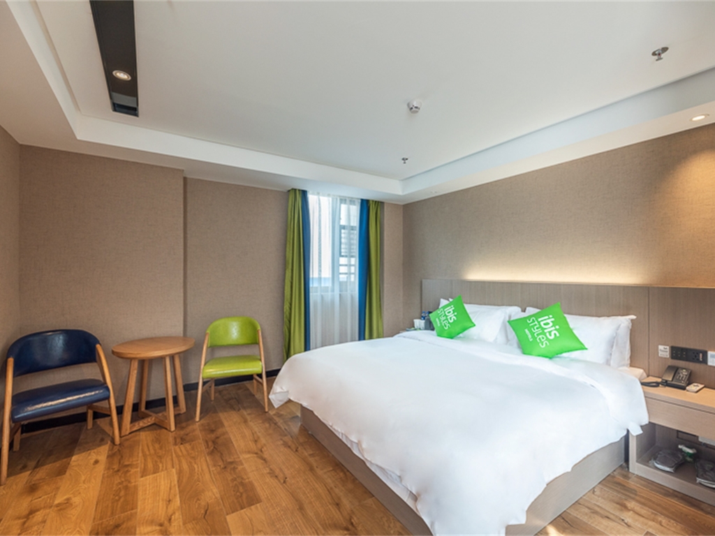 Ibis Styles Fuzhou Wuyi Square Hotel - Image 3