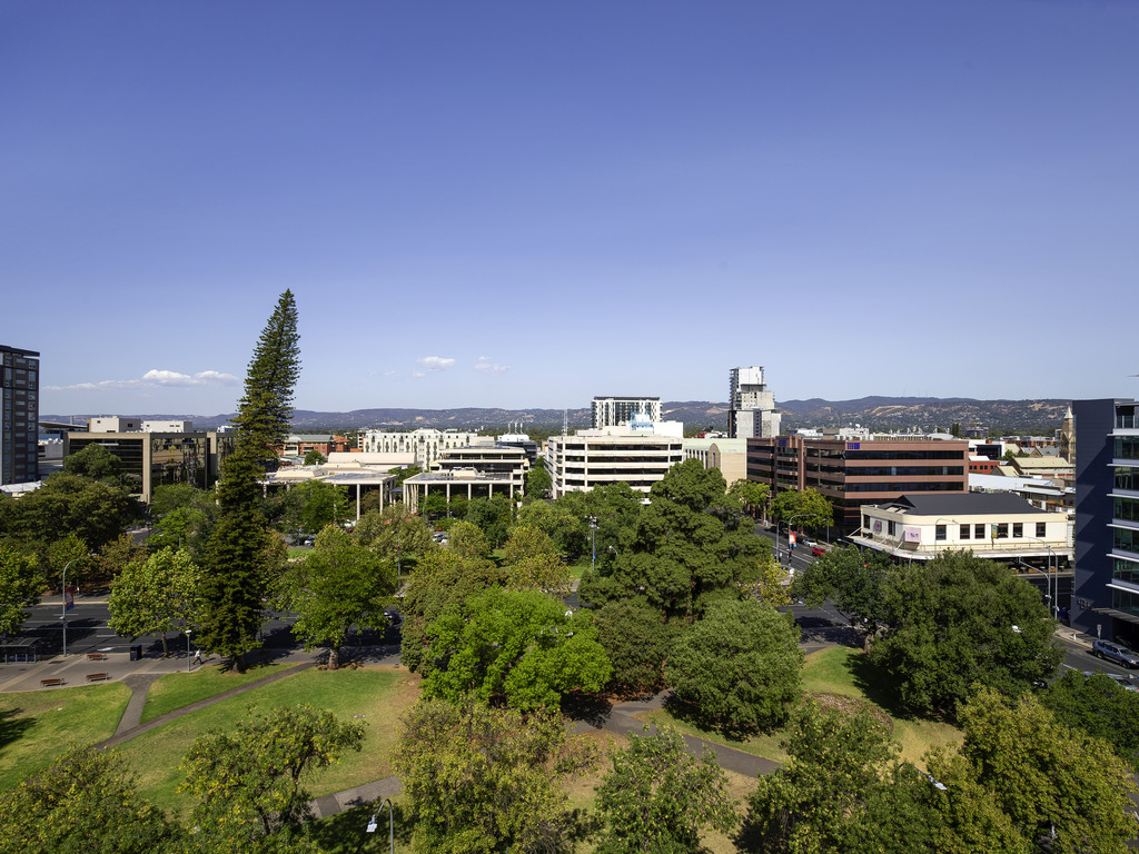 Mantra Hindmarsh Square - Image 3