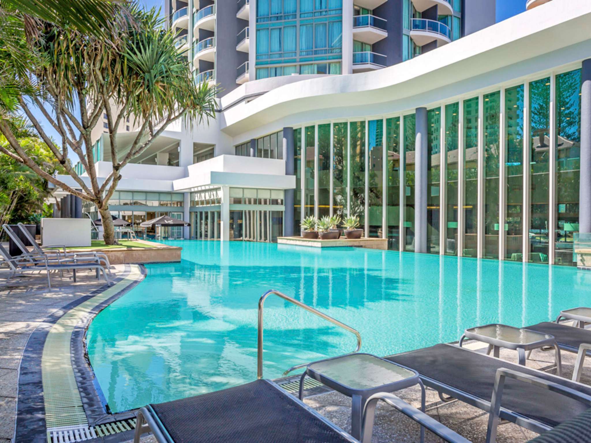 AUSTRALIA’S GOLD COAST IN SURFERS PARADISE