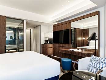 Classic Room with 1 queensize bed, photo 2