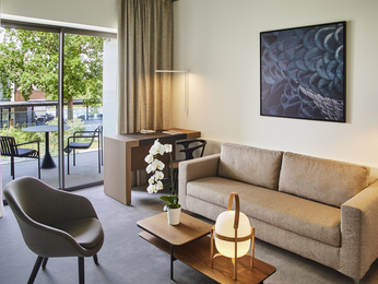 JUNIOR SUITE, 1 king size bed, 1 convertible sofa, patio view, terrace