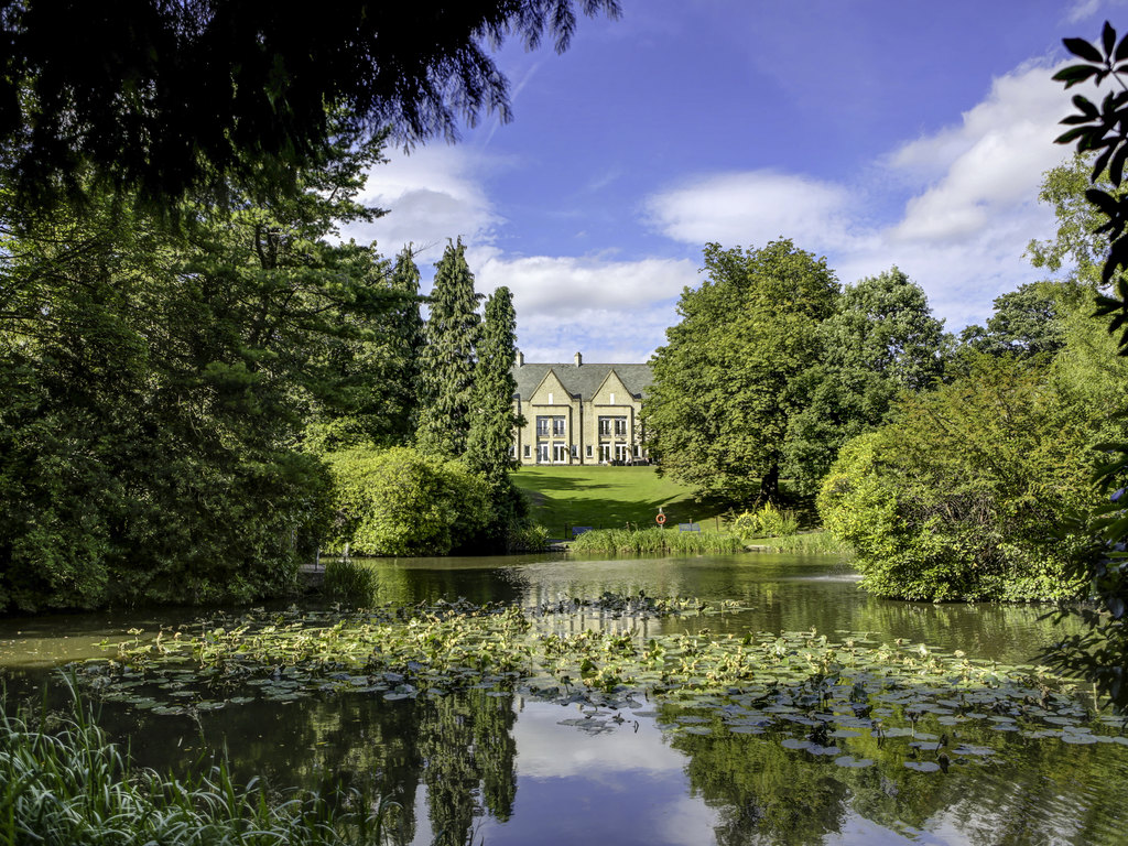 Mercure Sheffield Kenwood Hall & Spa - Image 2