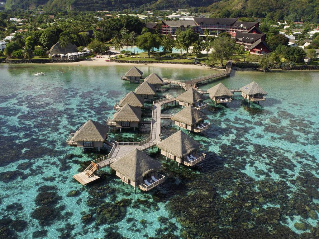 Hotel in Punaauia - Tahiti Ia Ora Beach Resort - Managed by Sofitel - ALL