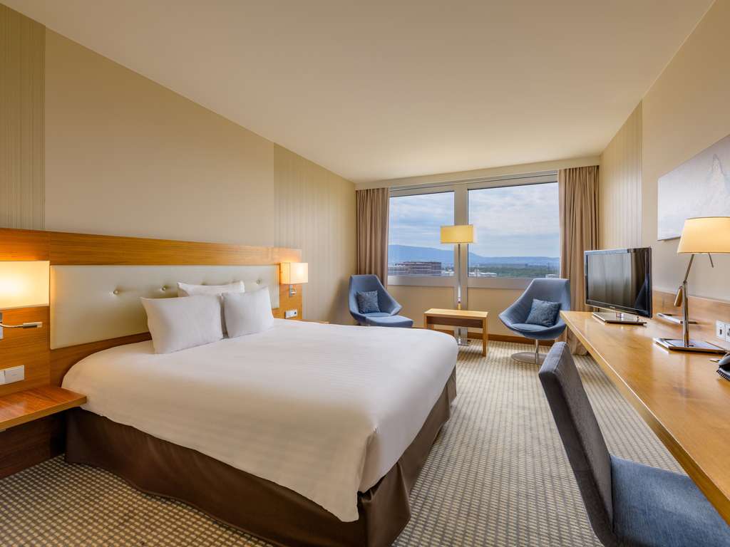 Mövenpick Hotel Geneva - Image 2