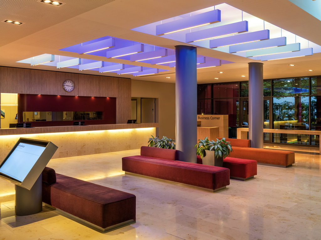 Mövenpick Hotel Frankfurt City - Image 3