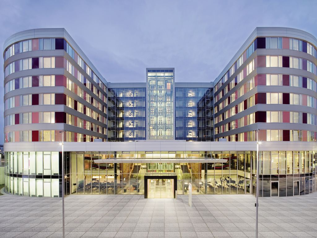 Hôtel Mövenpick Aéroport de Stuttgart - Image 1