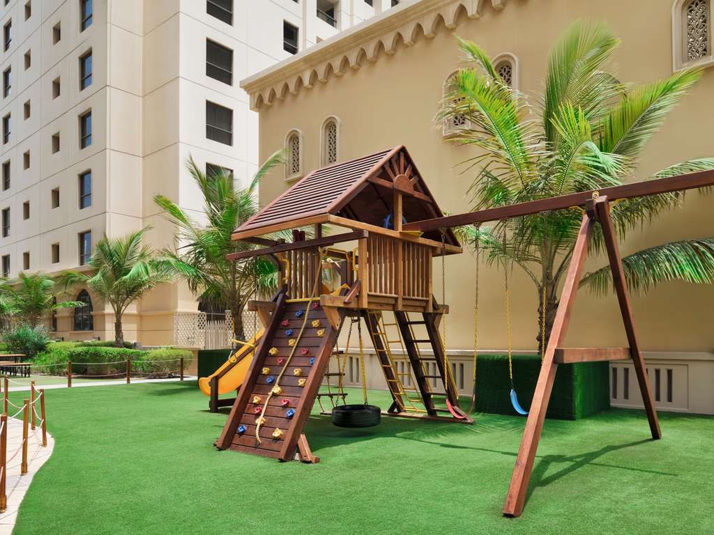 Mövenpick Hotel Jumeirah Beach — 8/14