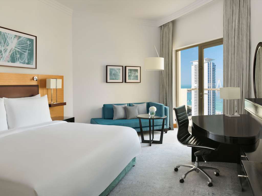 Mövenpick Hotel Jumeirah Beach — 14/14