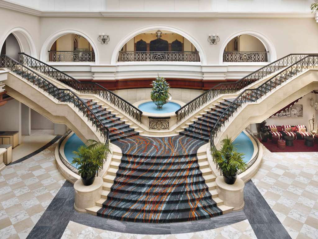 Mövenpick Hotel & Apartments Bur Dubai - Image 4