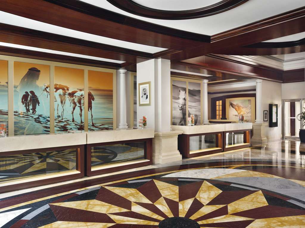 Mövenpick Hotel & Apartments Bur Dubai — 5/14