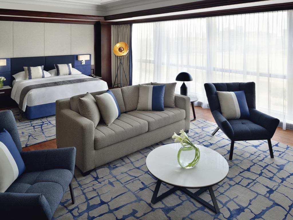 Mövenpick Hotel & Apartments Bur Dubai — 10/14