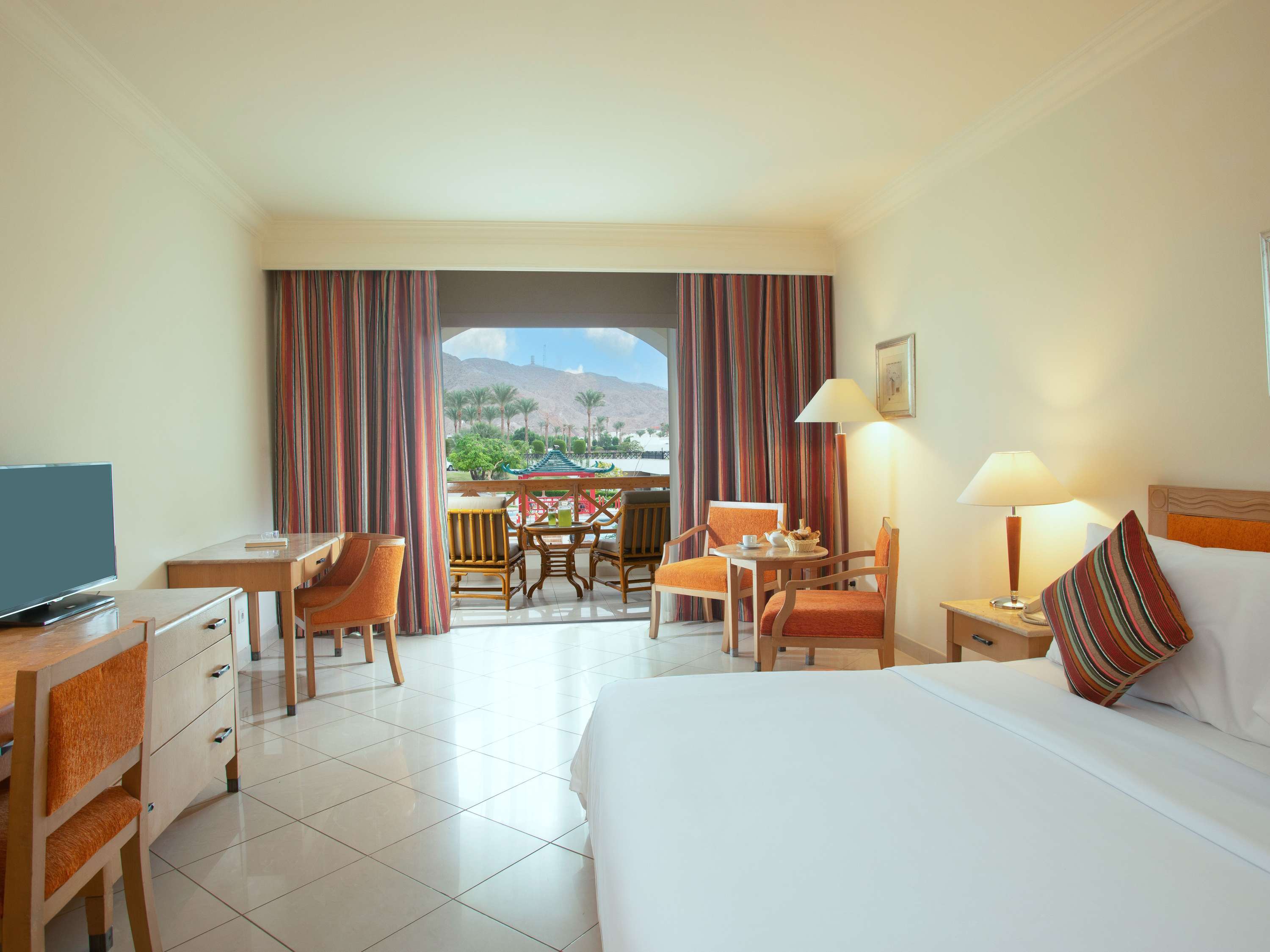 Mövenpick Taba — 12/30