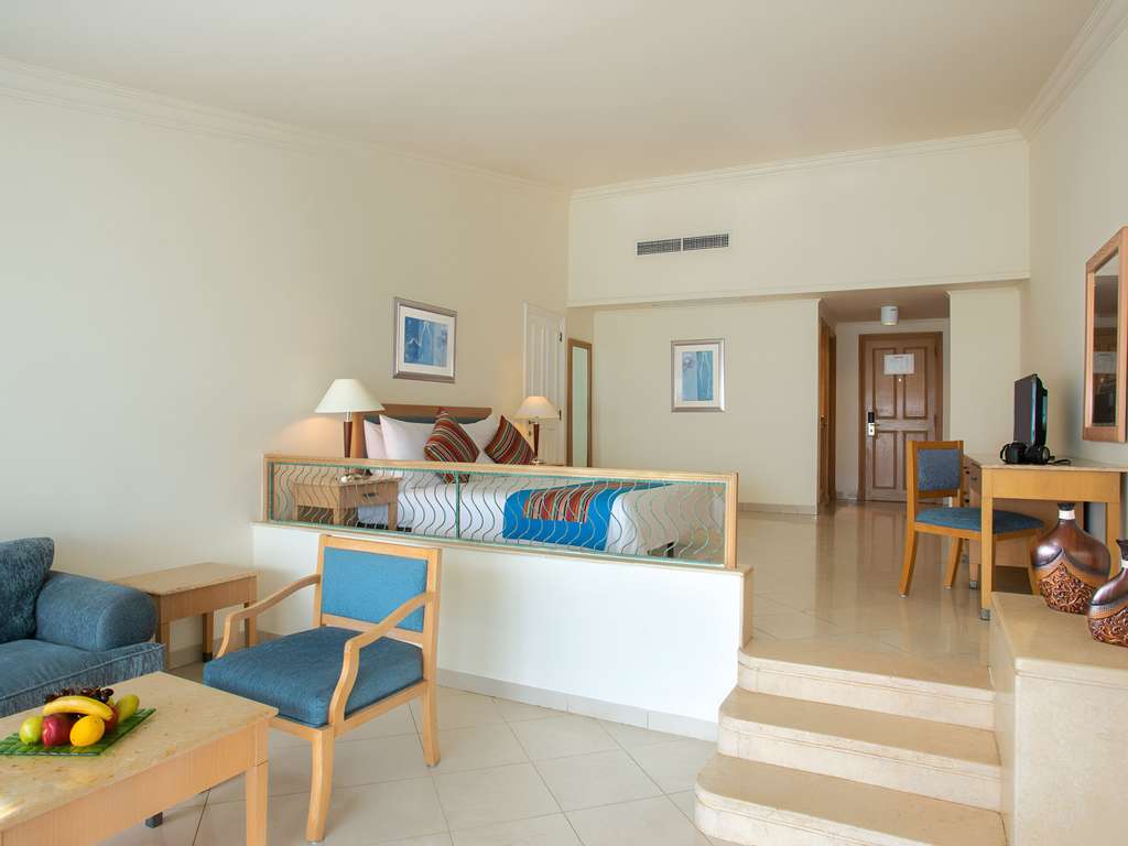Mövenpick Taba — 13/14