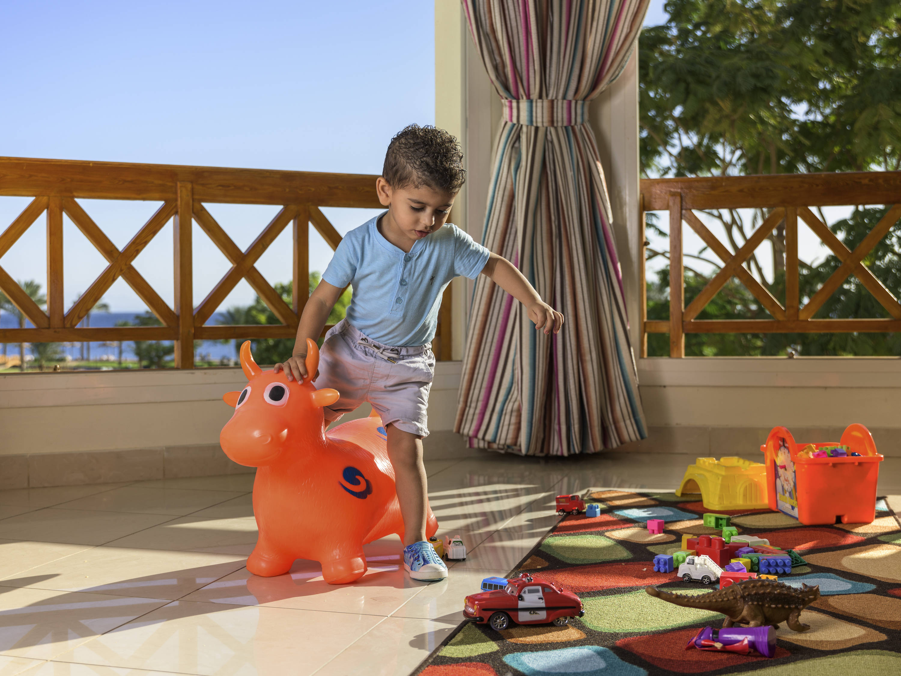 Chambre Famille avec lit King et vue sur la mer — photo 1