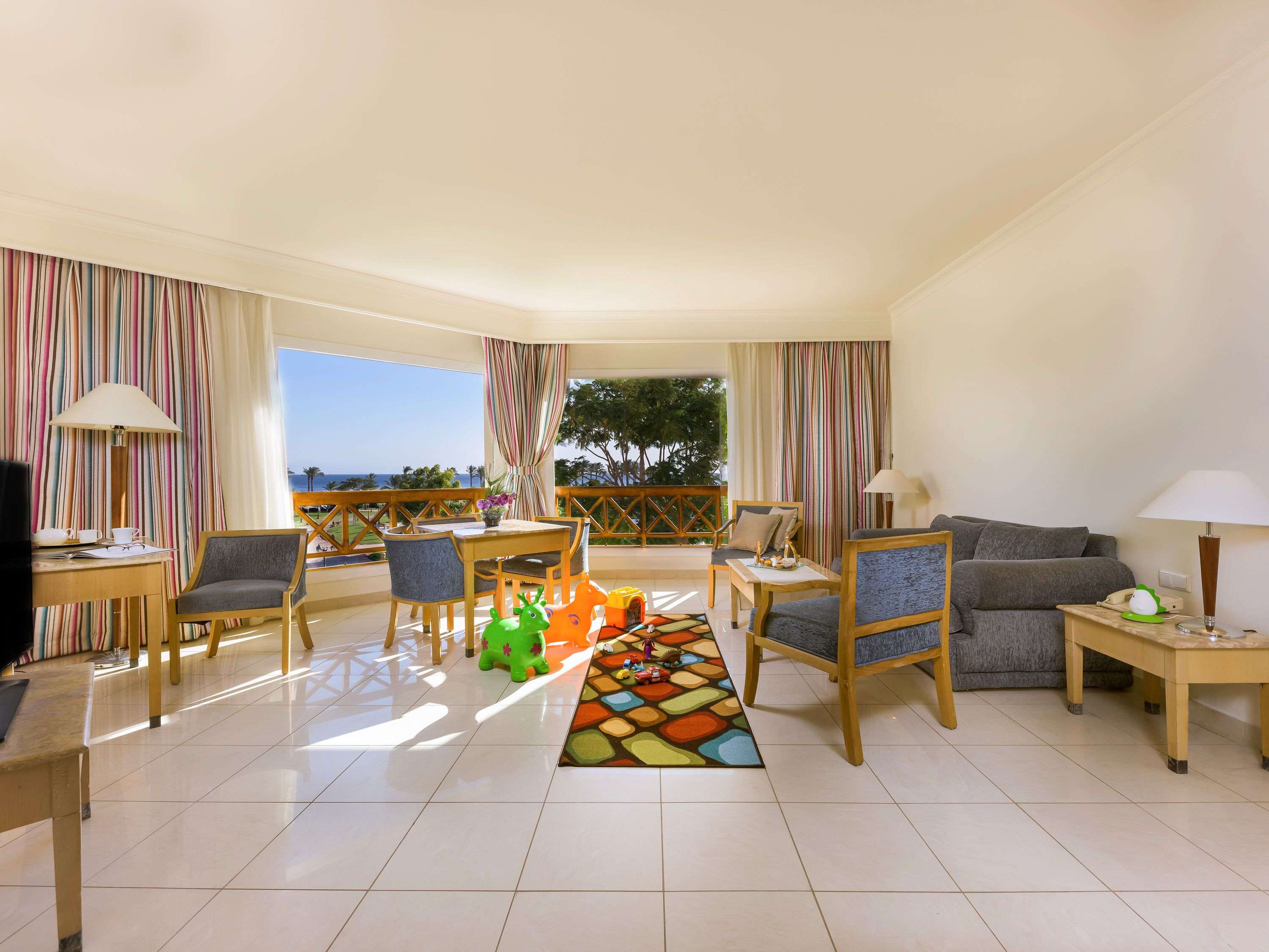 Chambre Famille avec lit King et vue sur la mer — photo 5