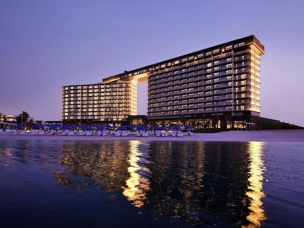 Mövenpick Resort Al Marjan Island - Image 1