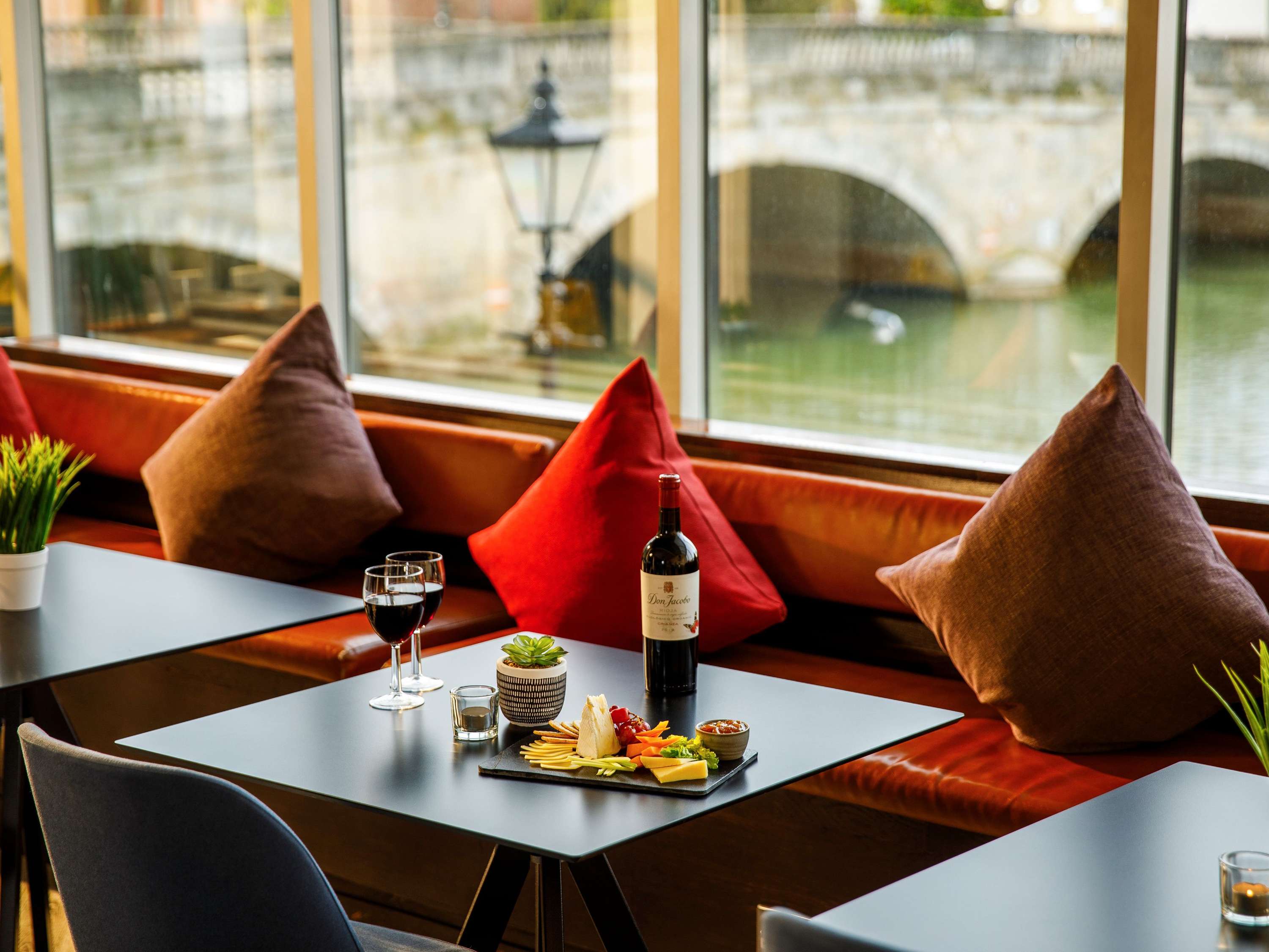 Mercure Bedford Centre Hotel Hotel in Bedford ALL