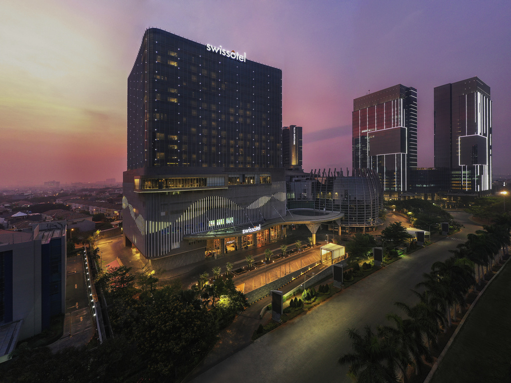 Swissotel Jacarta PIK Avenue - Image 1