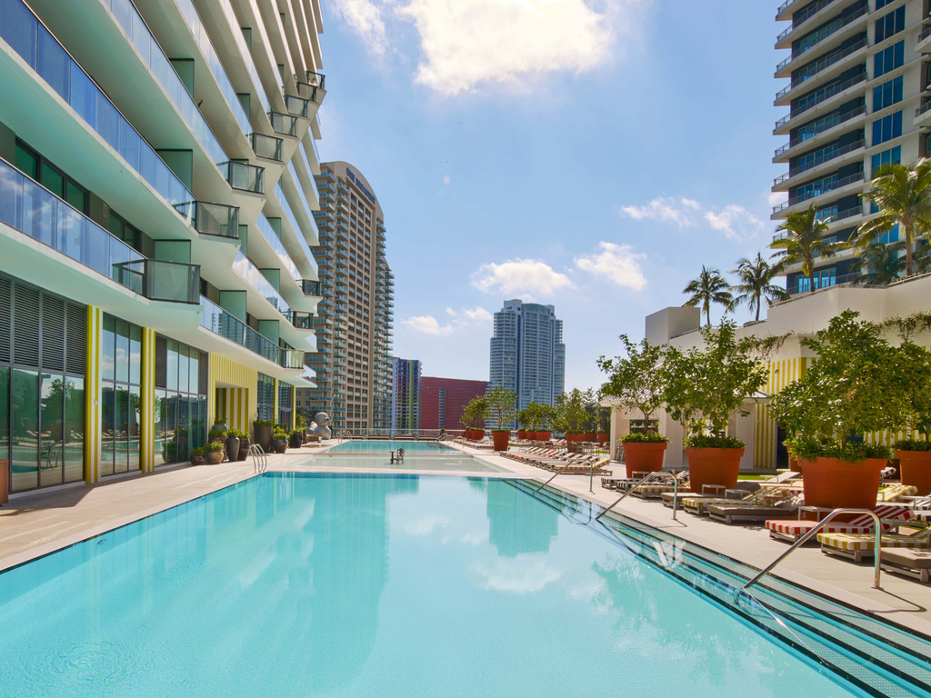 SLS BRICKELL HOTEL AND RESIDENCES - Image 2