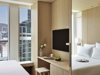 Classic Room, 1 King Bed, photo 1