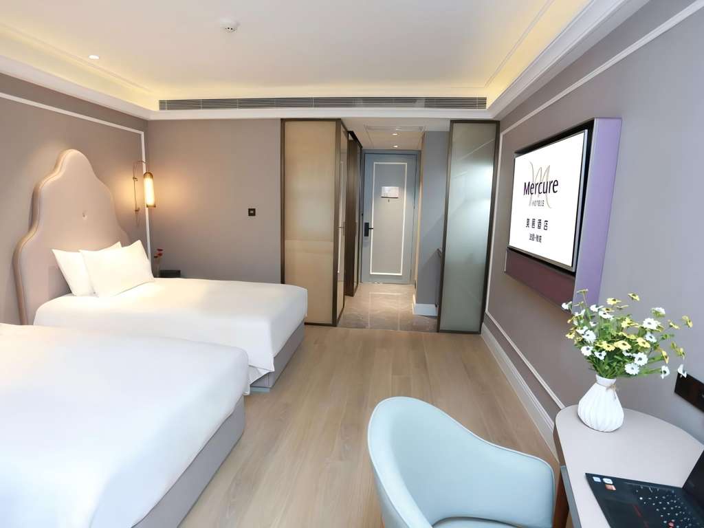 Mercure Wuhan Yangluo - Image 2