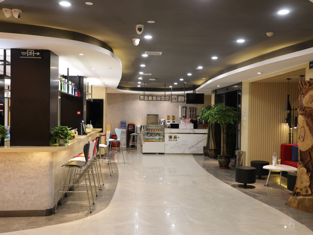 Ibis Lanzhou Square west entrance Hotel - Image 4