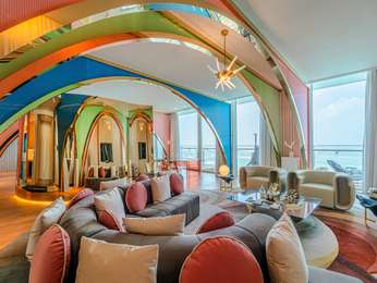 Designer Suite with 1 double and 2 twin beds
