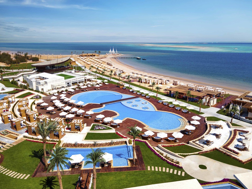 Rixos Premium Magawish Suites & Villas - Image 1