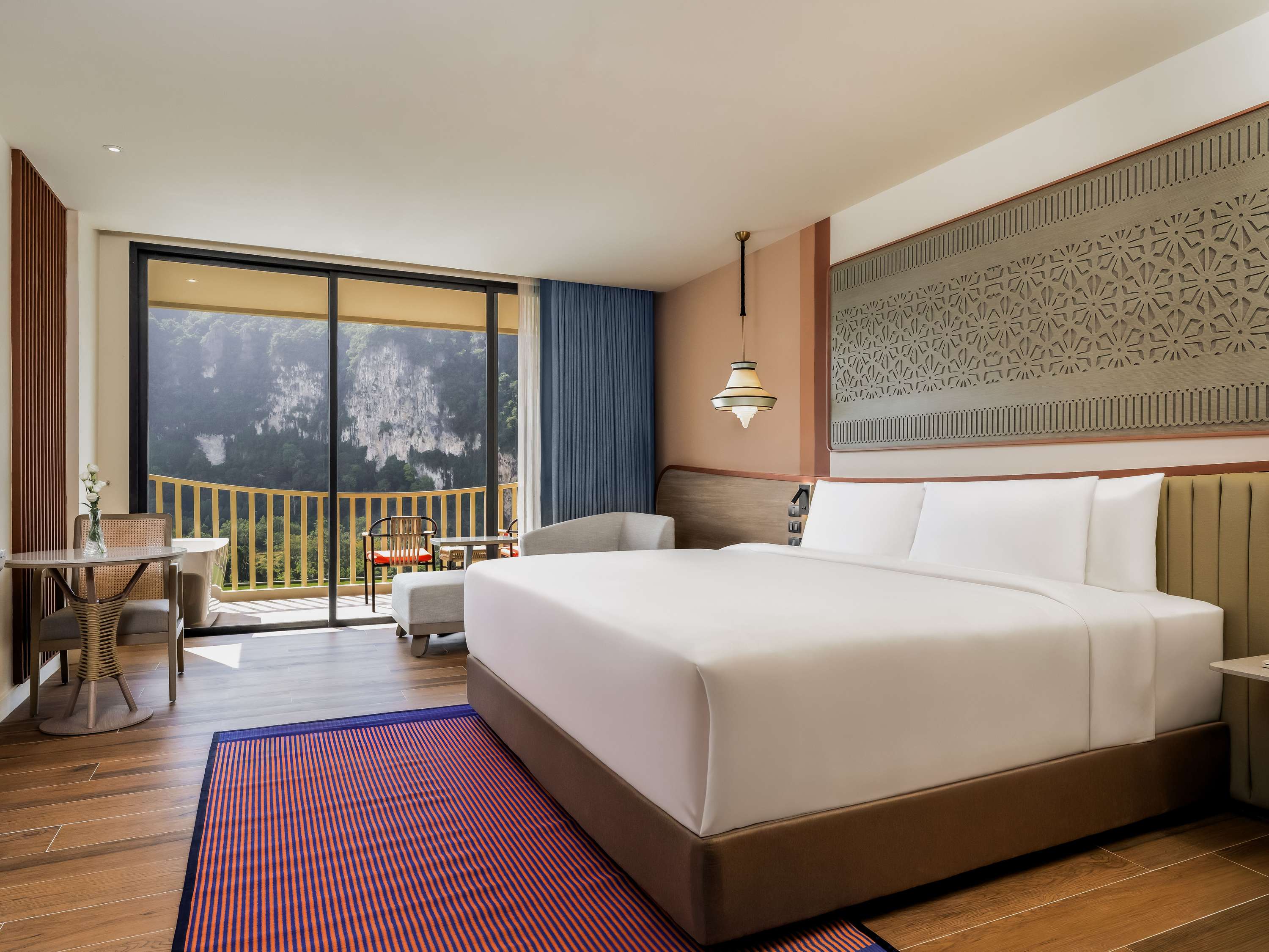 Chambre Premier avec lit King Plus — photo 1