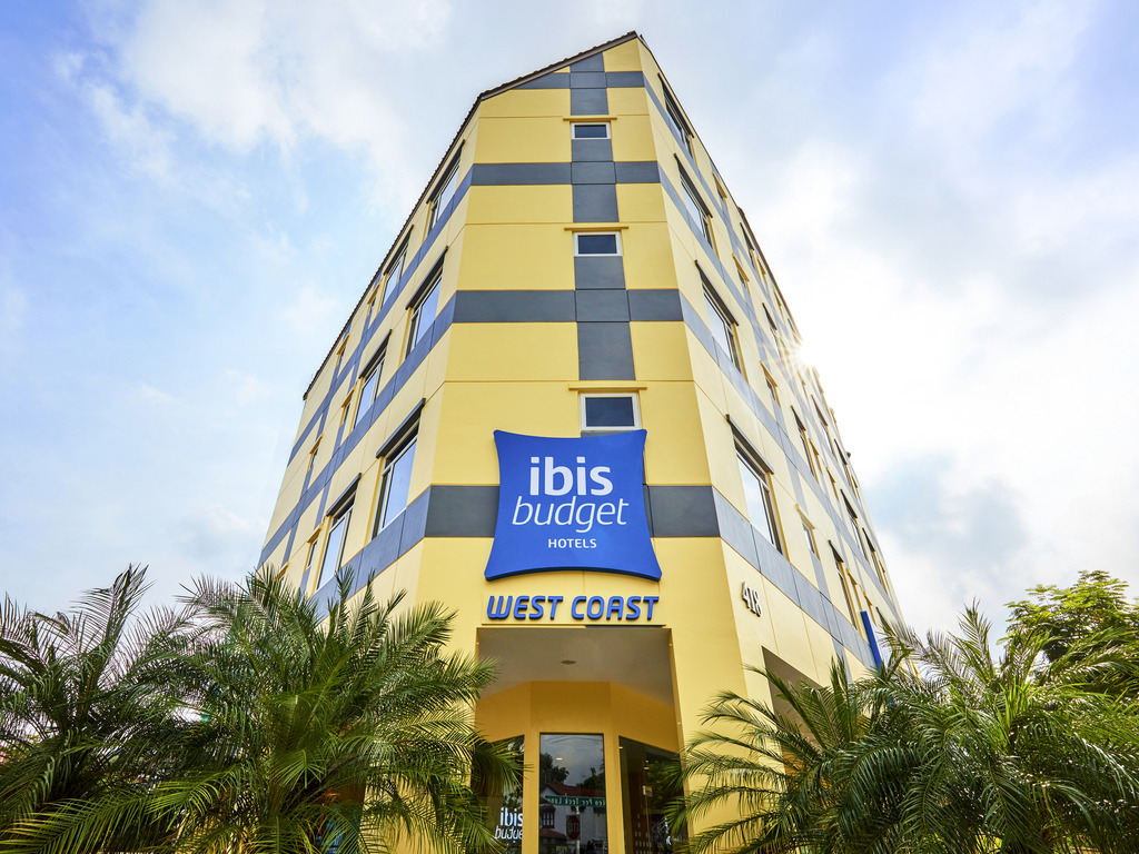 Ibis Budget Singapore West Coast - Image 1