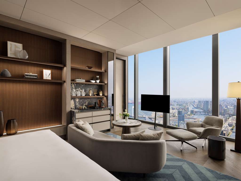 SUITE PRÉSIDENTIELLE 1 CHAMBRE King - 278 m², accès au salon, grand espace de vie et chambre — photo 4