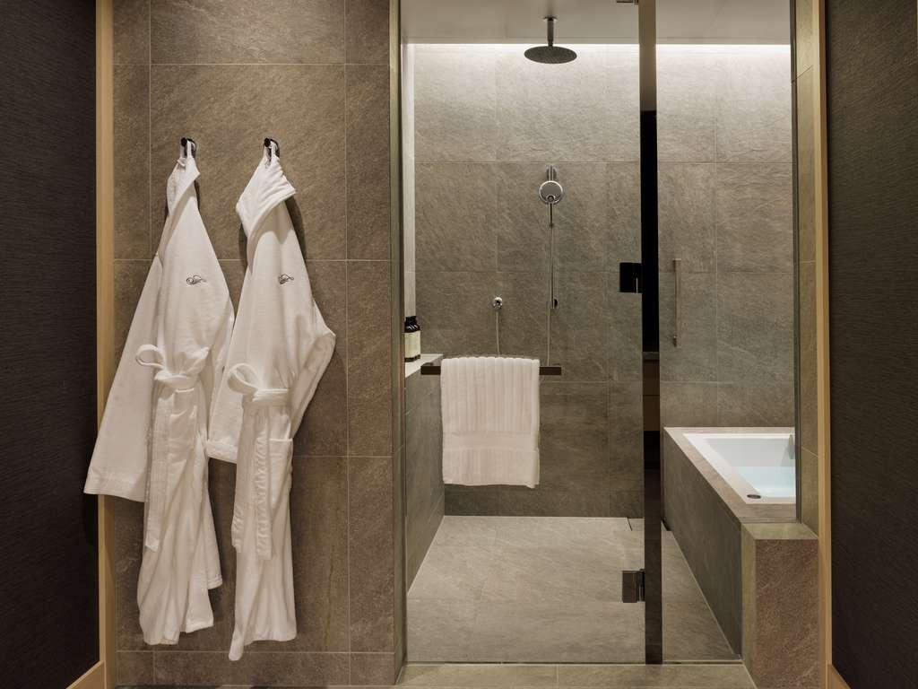 Chambre SIGNATURE Twin spacieuse de 59 m² avec vue panoramique sur la ville et en étage élevé — photo 4