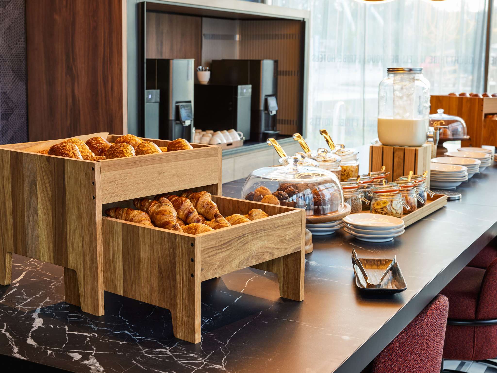 TRIBE Manchester Airport | 4-Star Hotel with Parking ALL - ALL