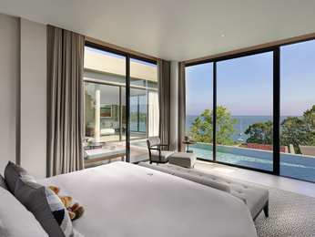 THREE-BEDROOM SEA VIEW VILLA