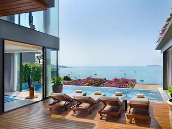 THREE-BEDROOM EXECUTIVE SEA VIEW VILLA