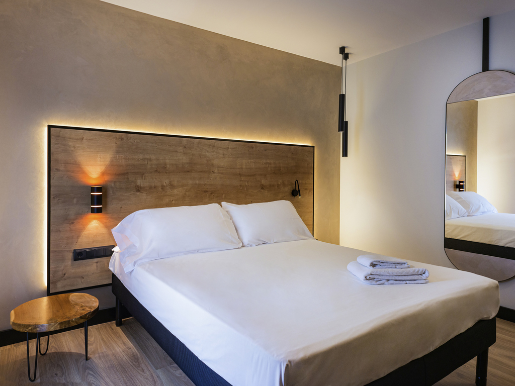 ibis Styles Figueres Ronda - Image 1