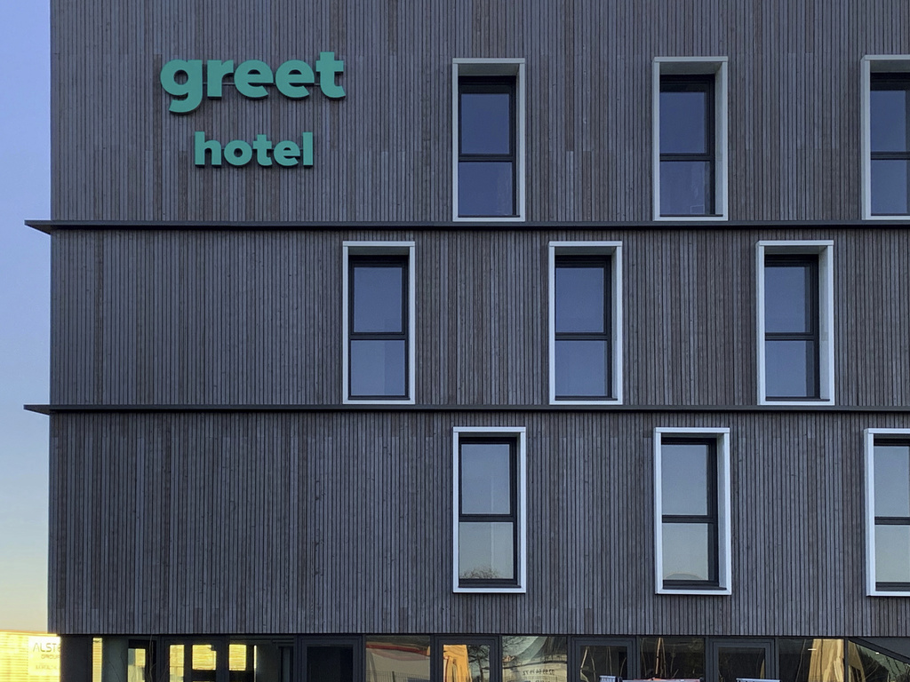 greet Hotel Rennes Pacé - Image 1