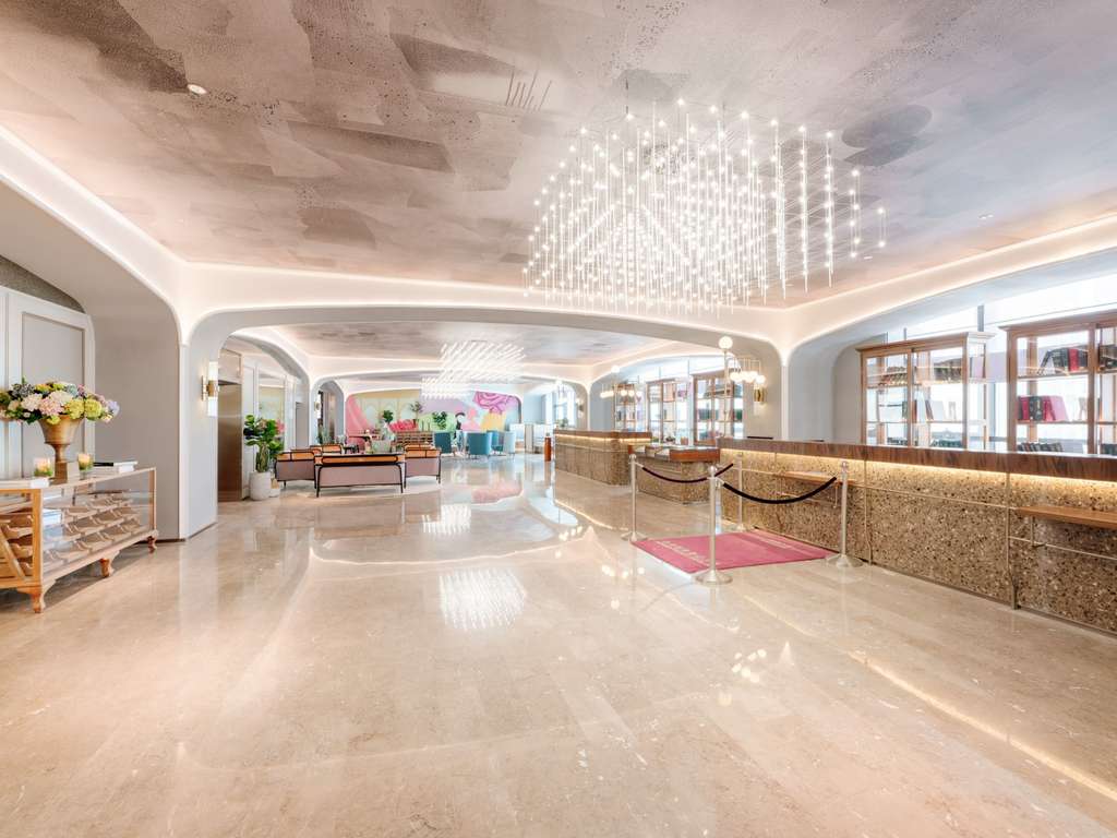 Mercure Urumqi Doowin Wanda Plaza - Image 4