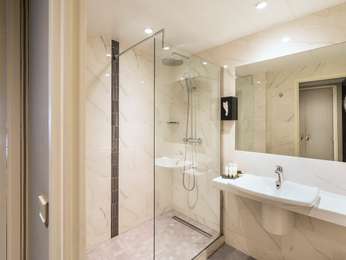 Classic Room, double bed or twin beds, courtyard view, photo 2