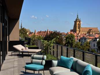 3 BEDROOM PENTHOUSE APT, 3 King Beds, Kitchen, Terrace, Panoramic View