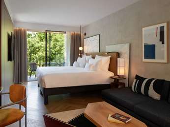 EXECUTIVE ROOM ARTIST'S STUDIO, 1 king-size bed, balcony