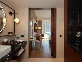 SUPERIOR ROOM SIGNATURE, 1 King size bed, Balcony, photo 4