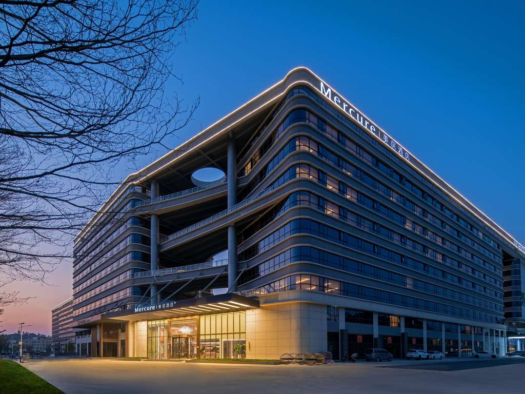 Mercure Guangzhou Baiyun Int'l Airport - Image 1