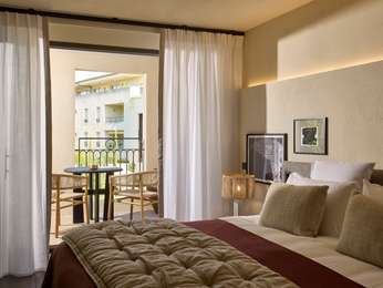 Deluxe room - 1 king size bed