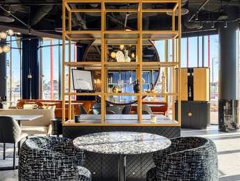 TRIBE Table Budapest restaurant picture