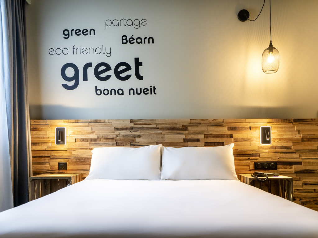 greet Hotel Orthez Bearn - Image 1